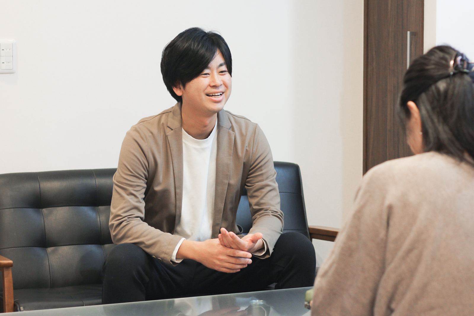 小木曽建築株式会社ことりのコンセプトやターゲット設定について説明する小木曽 涼太様