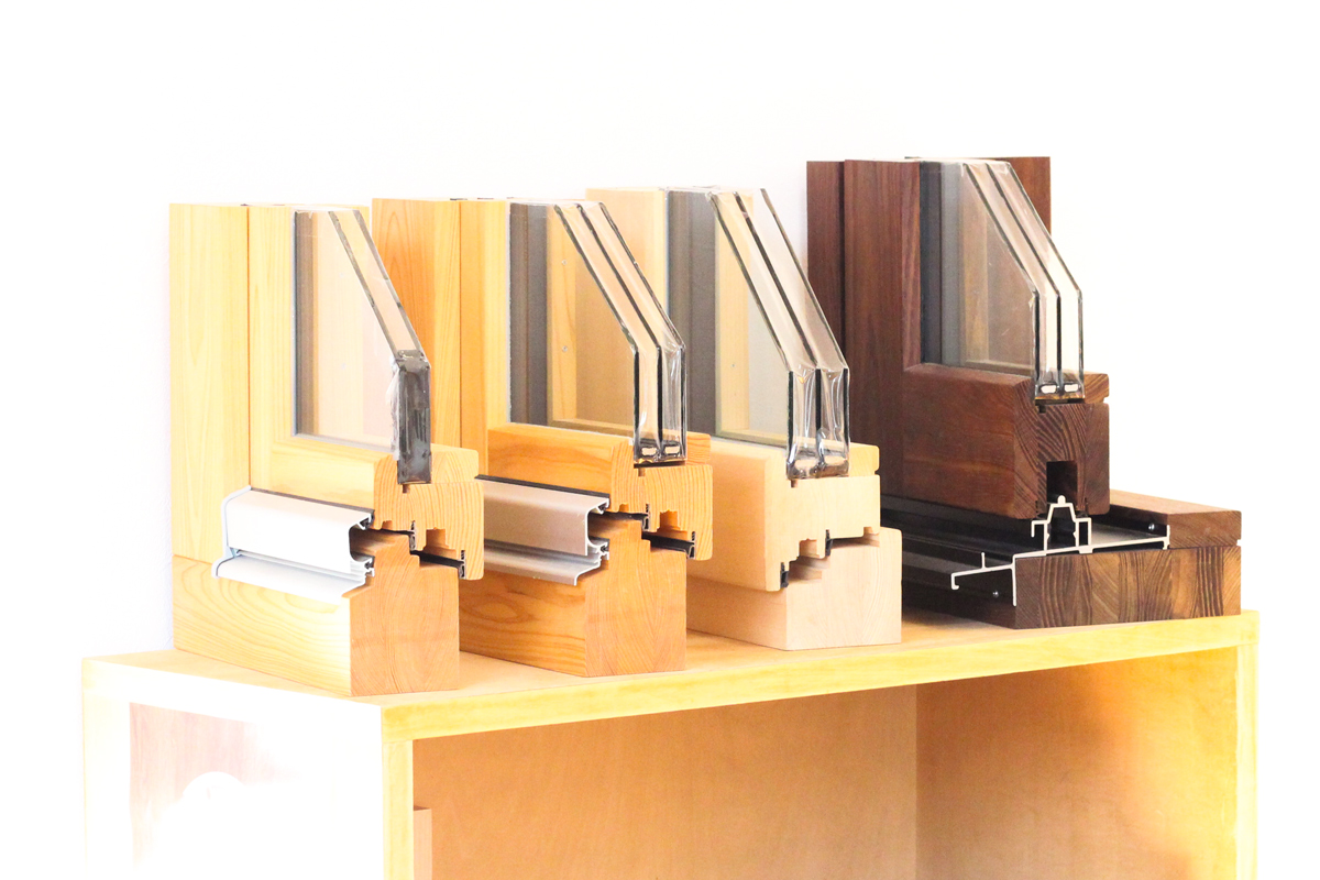 高性能木製サッシ「つるま〜ど」の製品サンプル
